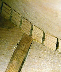 Detail of the glue blocks