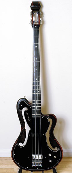 Ampeg AEB-1. Ampeg AEB-1.