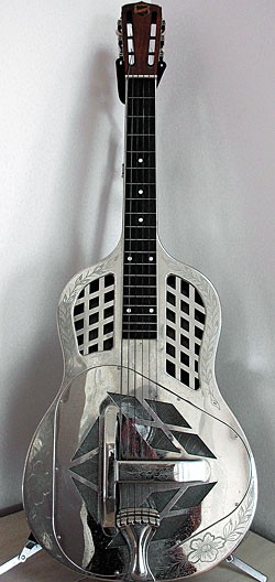 1931 square-neck Style 2 National Tri-Cone