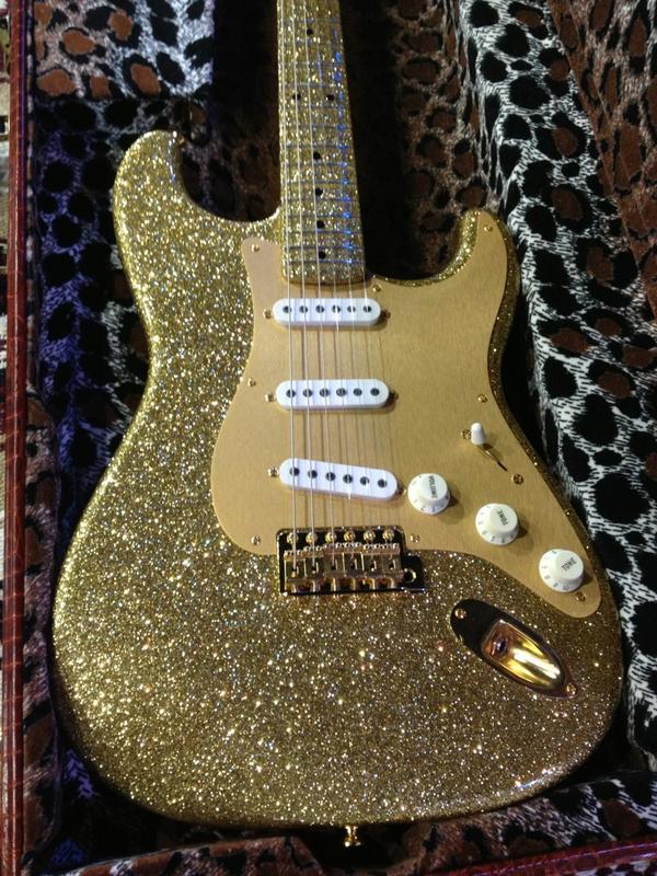 A little glitter from the SoCal World Guitar Show.
