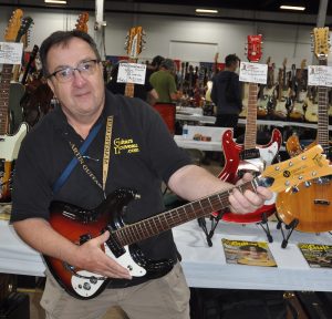 Bill Steers Guitars Nouveau