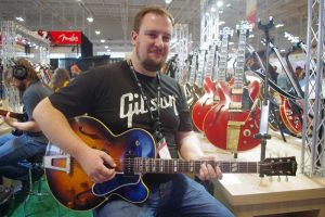 Gibson brought a number of Custom Shop guitars as well as VOS beauties from the Memphis plant, like this ES-275 VOS cradled in the arms of Bill Howe.