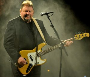 bassist Greg Lake passes away