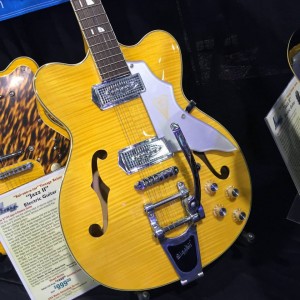 Hello, yellow! The Kay K775V Jazz II Electric #Guitar from Kay Vintage Reissue definitely would brighten up any cloudy day. #vintageguitar #guitarlove #NAMMshow #NAMM2015 #NAMM15 — in Anaheim, California.