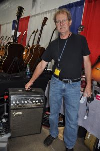 Leaning Dog Guitars - Dennis Buchholz