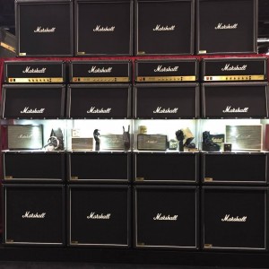 Amped up. #vintageguitar #NAMM2015 #Marshall #amp #NAMM15 #NAMMshow #NAMM #guitargear #ampedup — in Anaheim, California.