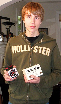 Tyler Pitt, a Swell G-TOD Pedal and a Korg GT-4 Tuner