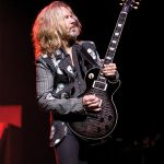 01_SHAW_YOUNG_TommyShaw2017JP