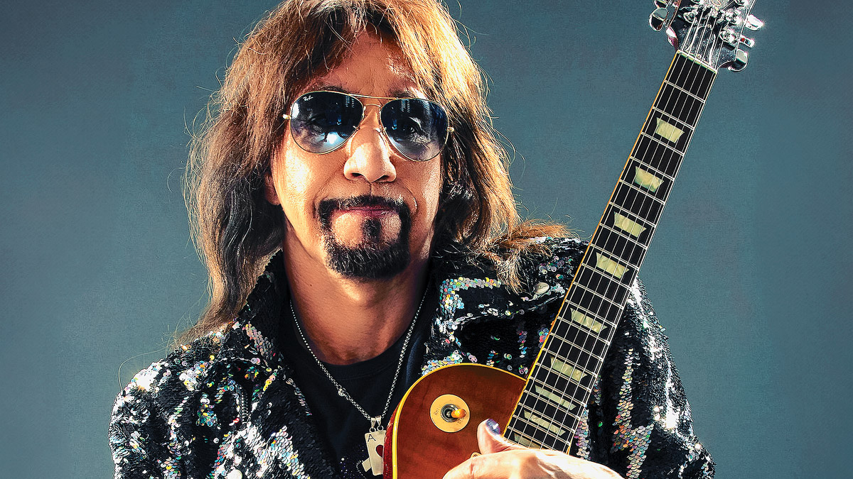 Ace Frehley dies at 74