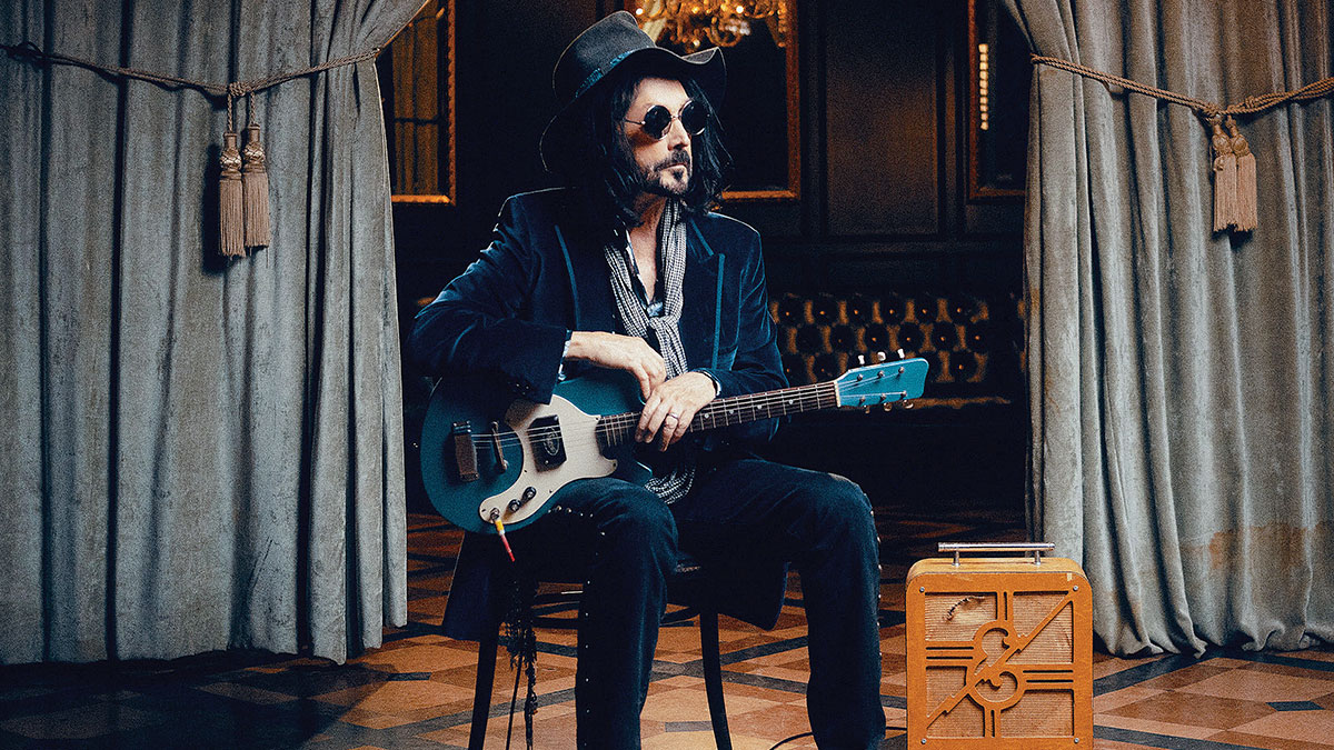 Mike Campbell with Ari Surdoval