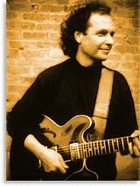 Lee Ritenour | Vintage Guitar® magazine