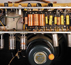 Fender 57 Deluxe inside Fender 57 Deluxe inside
