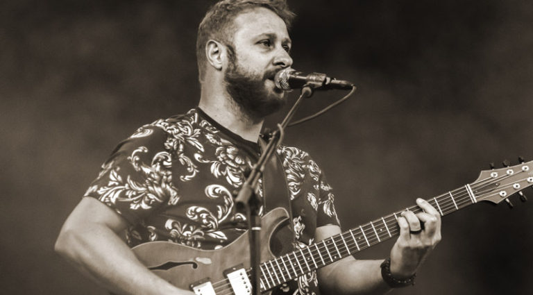 Have Guitar Will Travel 069 – Brian Moss Have Guitar Will Travel 069 – Brian Moss