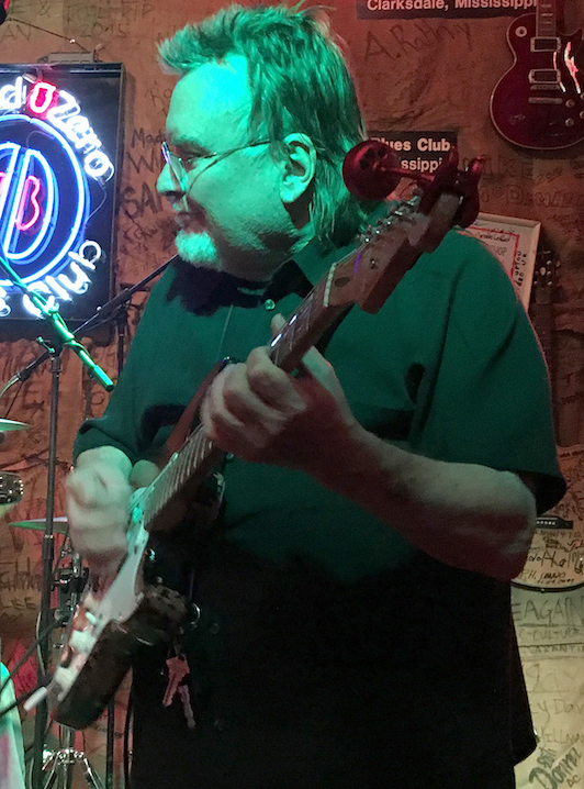 Ed King, Former Skynyrd Guitarist and Creator of “Sweet Home Alabama” Riff, Dies at 68 Ed King, Former Skynyrd Guitarist and Creator of “Sweet Home Alabama” Riff, Dies at 68
