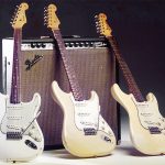 FENDER_STRAT_03LR