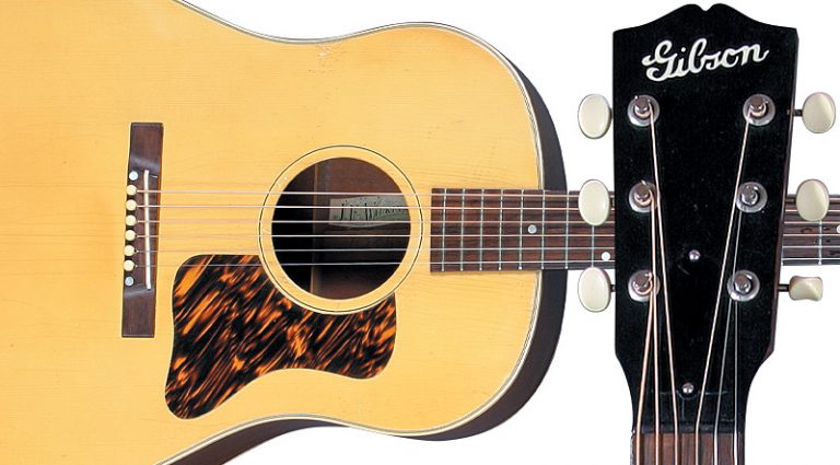 Gibson’s “blond” J-35 Gibson’s “blond” J-35