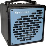 HENRIKSEN_01_AmplifiersTheBlu