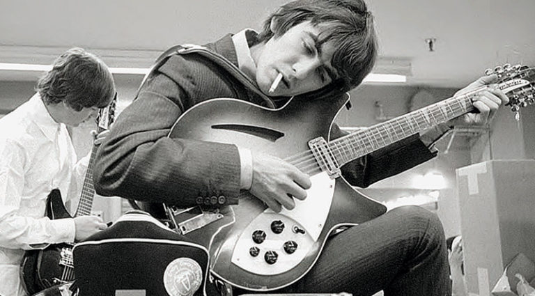 Rickenbacker Guitars: Out of the Frying Pan and into the Fireglo Rickenbacker Guitars: Out of the Frying Pan and into the Fireglo