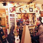 PARIS_04_OldiesGuitars