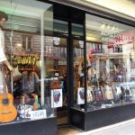PARIS_05_GuitareCollection