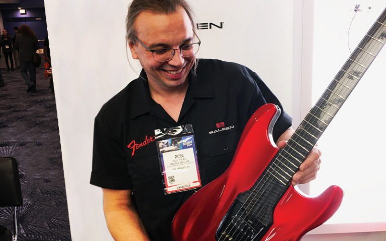 Have Guitar Will Travel – 026 Featuring Ron Thorn Have Guitar Will Travel – 026 Featuring Ron Thorn